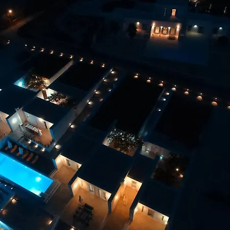 The Edge Of Paros Beauty * Αγία Ειρήνη Πάρου